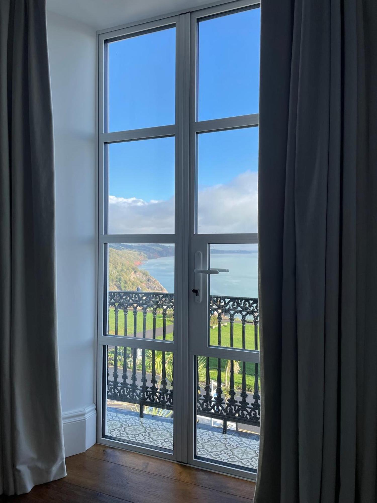 Headland View Boutique B&B Торки Екстериор снимка