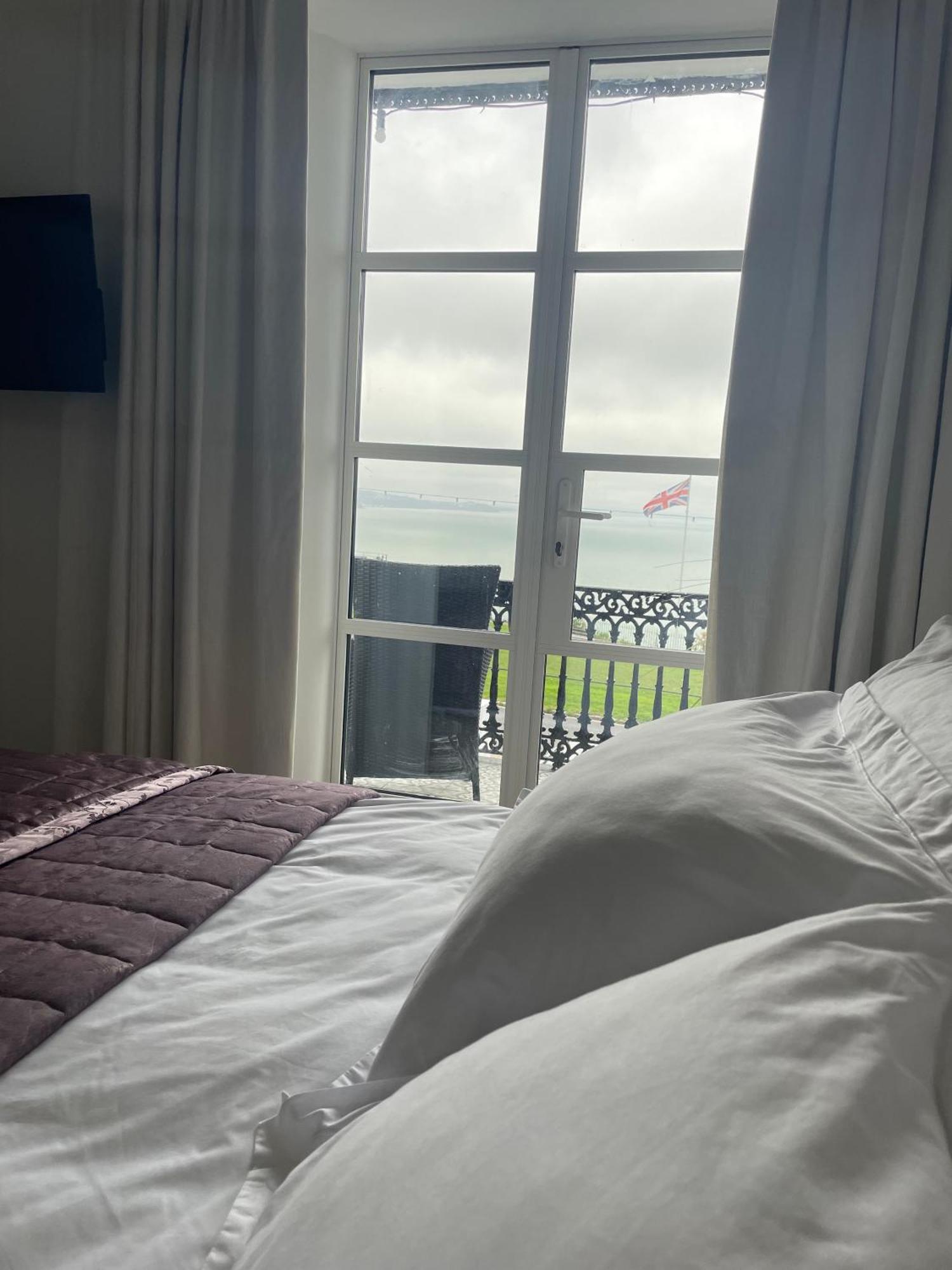 Headland View Boutique B&B Торки Екстериор снимка