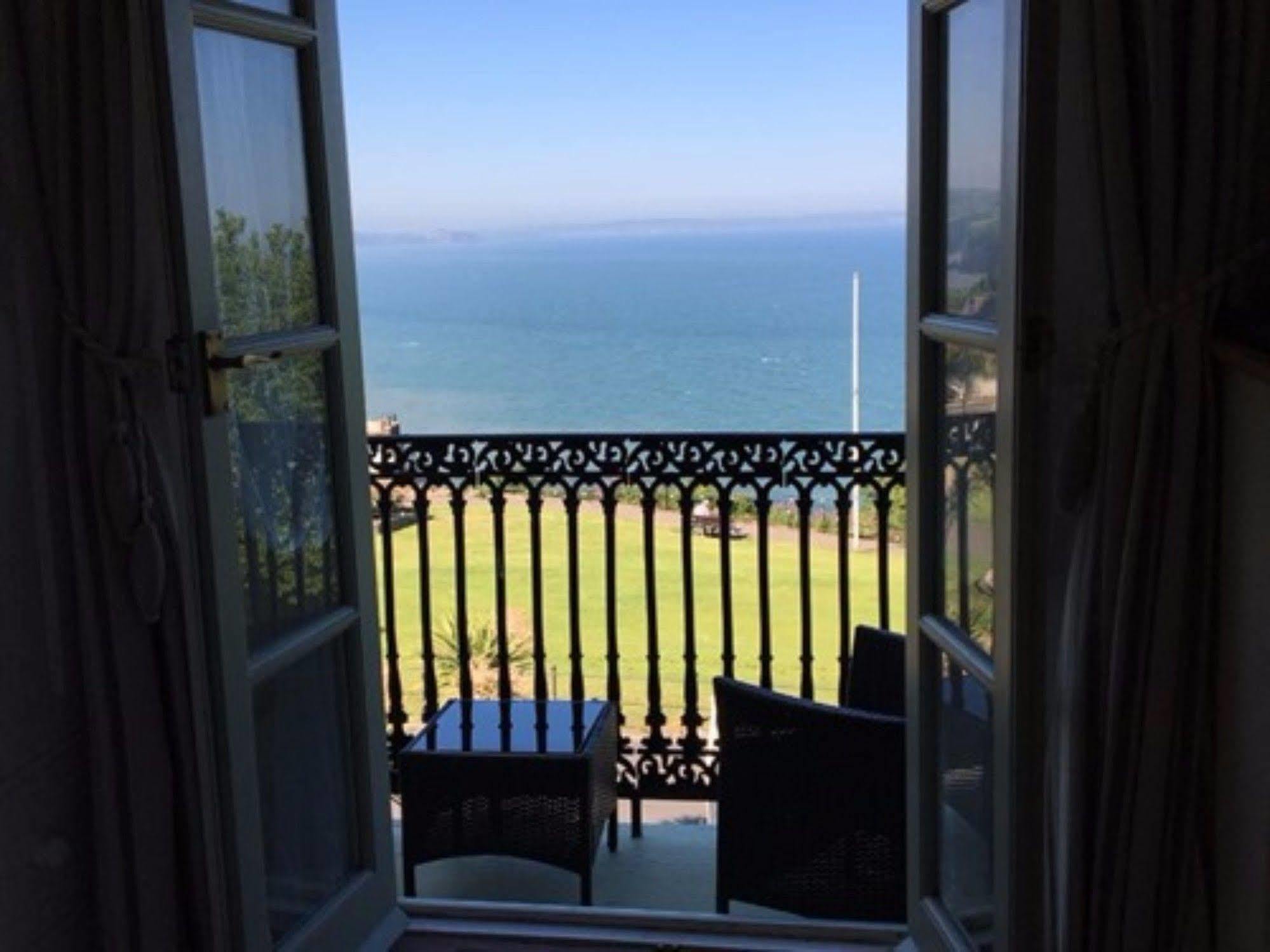 Headland View Boutique B&B Торки Екстериор снимка